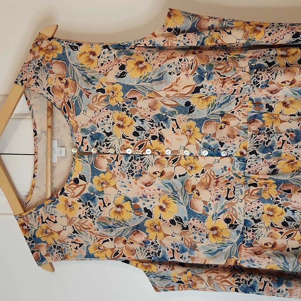 J. Jill Floral Maxi Dress in Peach, Blue, Cream - Picture 3 of 14